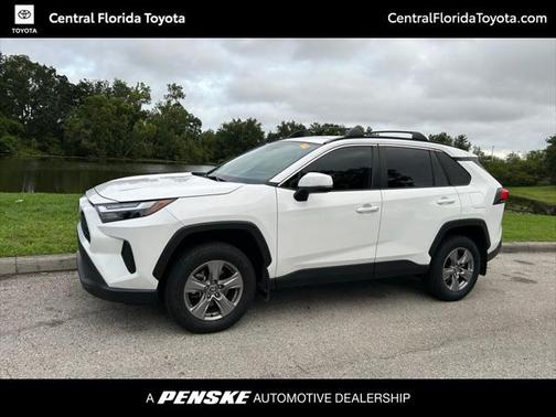 2024 Toyota RAV4 XLE