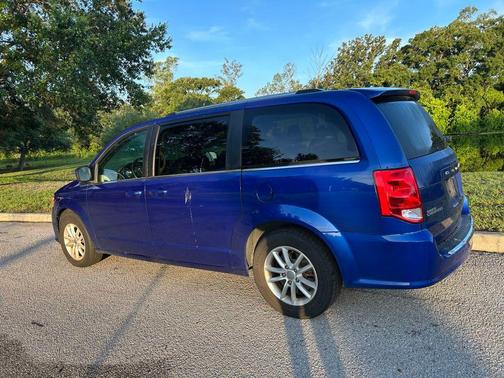 Indigo Blue Clearcoat 2020 Dodge Grand Caravan SXT