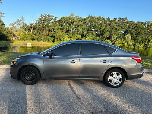 Gun Metallic 2018 Nissan Sentra S