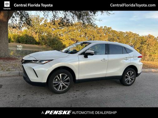 2023 Toyota Venza LE