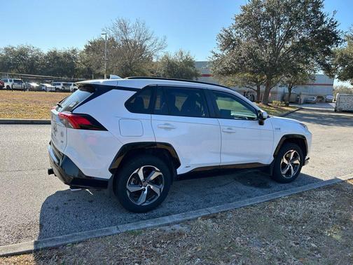 2021 Toyota RAV4 Prime SE