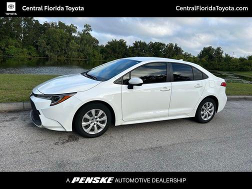 2022 Toyota Corolla LE