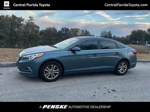 2017 Hyundai SONATA SE
