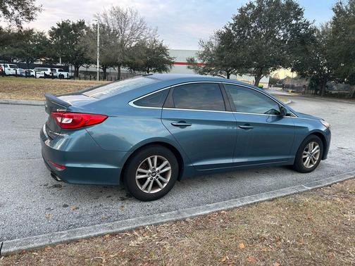 2017 Hyundai SONATA SE