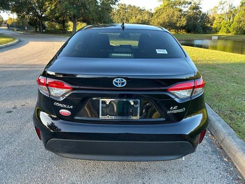 2023 Toyota Corolla Hybrid LE