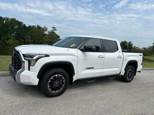 Ice Cap 2025 Toyota Tundra SR5
