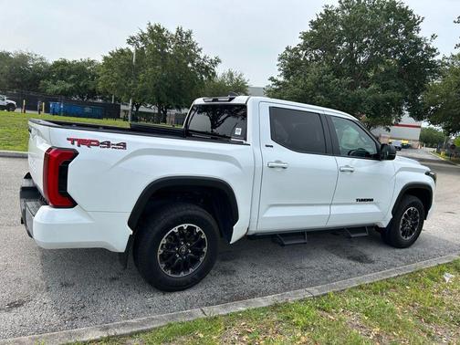 Ice Cap 2025 Toyota Tundra SR5