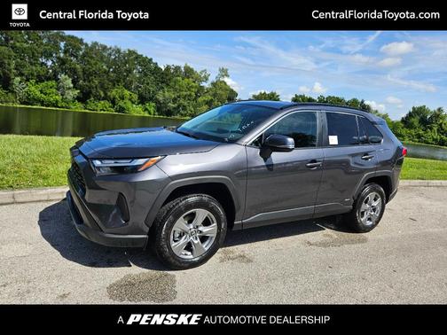 2024 Toyota RAV4 Hybrid XLE