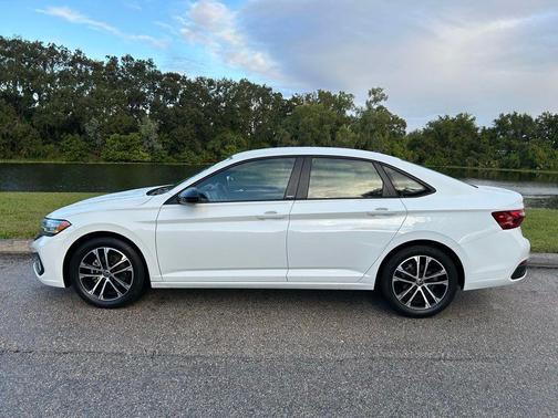 2024 Volkswagen Jetta 1.5T Sport
