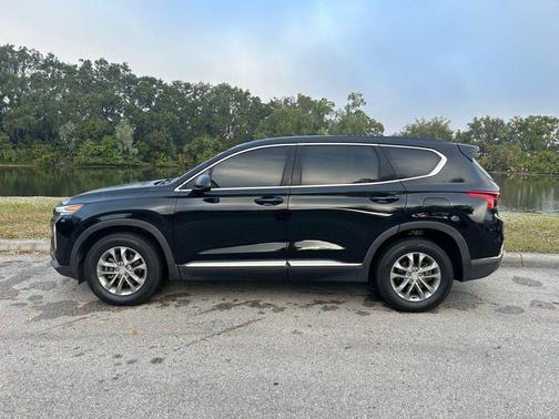 2019 Hyundai SANTA FE SEL 2.4