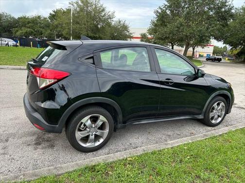 2022 Honda HR-V LX
