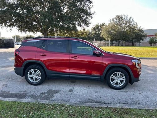 2022 GMC Terrain SLE