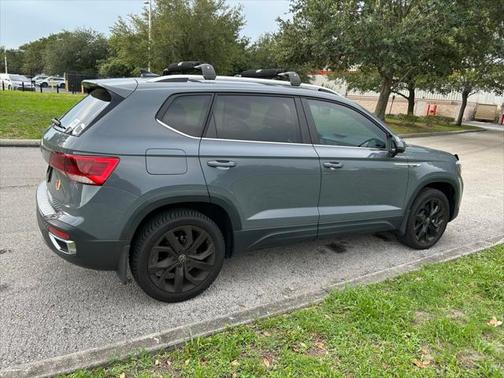 2022 Volkswagen Taos 1.5T SE