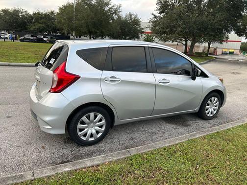 2017 Nissan Versa Note SV