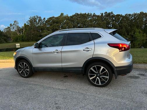 2017 Nissan Rogue Sport SL