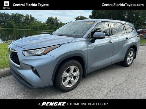 2020 Toyota Highlander LE