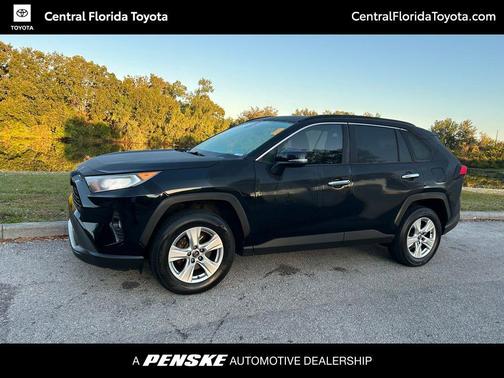 2019 Toyota RAV4 XLE