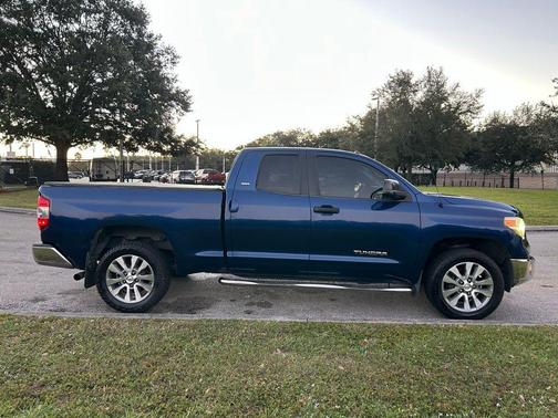 2014 Toyota Tundra SR5