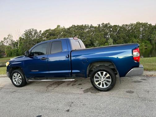 2014 Toyota Tundra SR5