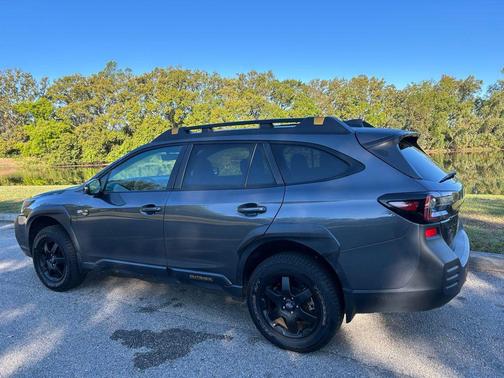 Magnetite Gray Metallic 2024 Subaru Outback Wilderness