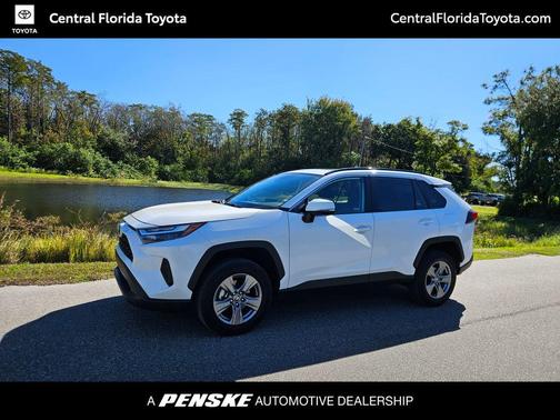 2024 Toyota RAV4 XLE