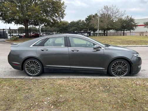 2016 Lincoln MKZ Hybrid Base