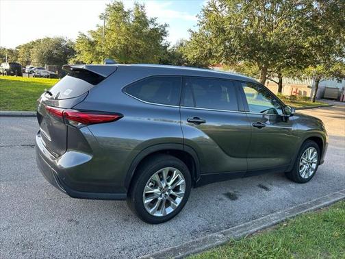 2021 Toyota Highlander Limited