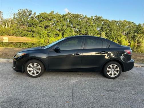 2013 Mazda Mazda3 i SV