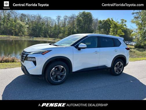 2024 Nissan Rogue SV