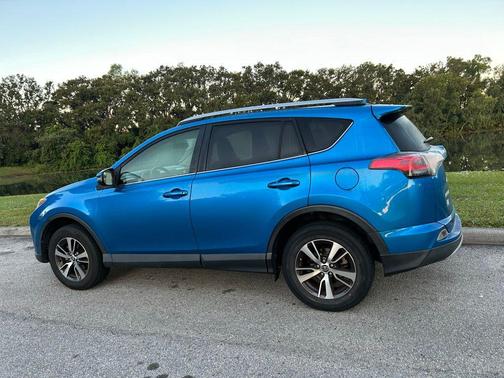 2016 Toyota RAV4 XLE