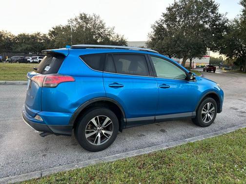 2016 Toyota RAV4 XLE