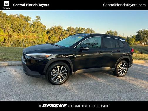 2024 Toyota Corolla Cross XLE