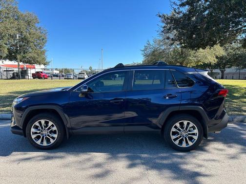 2024 Toyota RAV4 XLE Premium