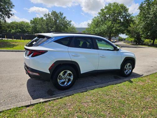 White Pearl 2024 Hyundai TUCSON SEL
