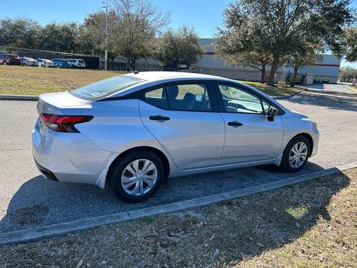 2023 Nissan Versa 1.6 S