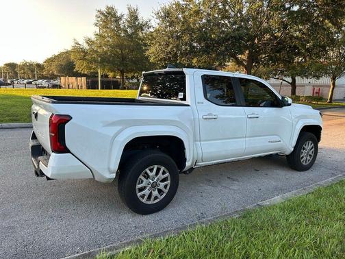 2024 Toyota Tacoma SR5