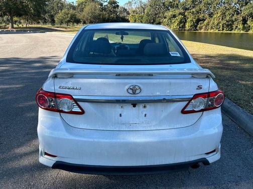 2013 Toyota Corolla S