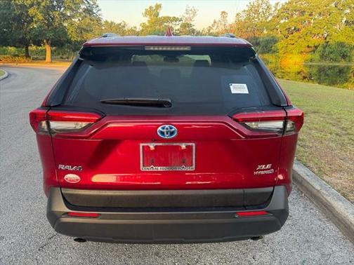2024 Toyota RAV4 Hybrid XLE