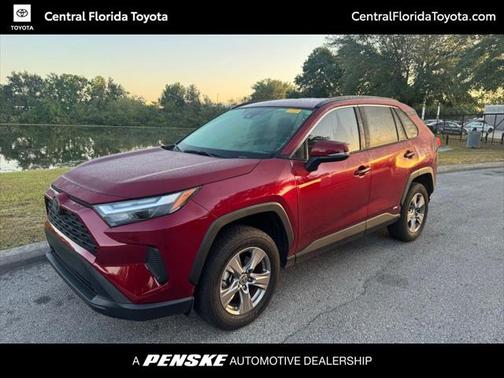 2024 Toyota RAV4 Hybrid XLE
