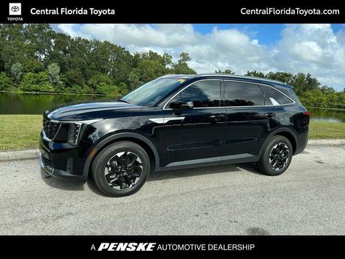2024 Kia Sorento S