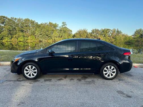 2024 Toyota Corolla Hybrid SE