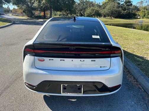 2023 Toyota Prius XLE