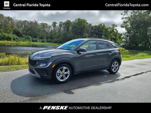2023 Hyundai KONA SEL
