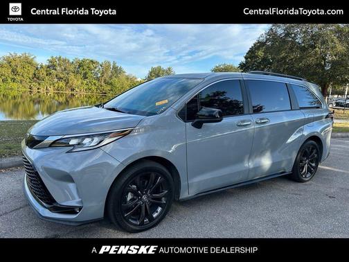 2023 Toyota Sienna XSE 7 Passenger