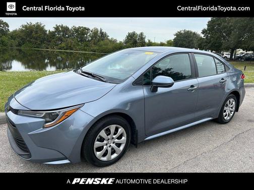 2025 Toyota Corolla LE