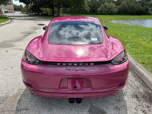2024 Porsche 718 Cayman Base