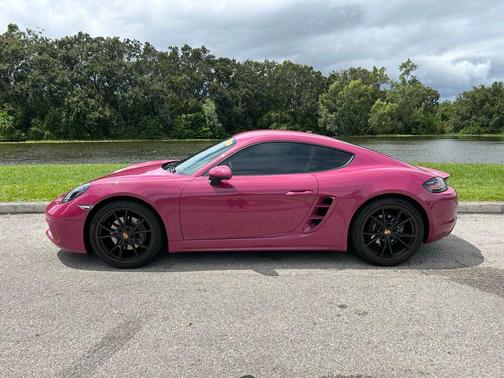 2024 Porsche 718 Cayman Base