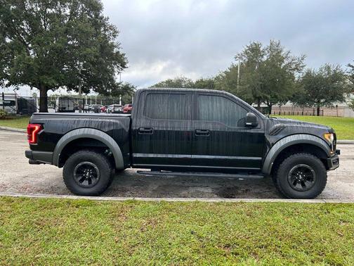 2017 Ford F-150 Raptor