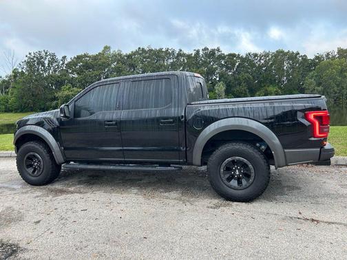 2017 Ford F-150 Raptor