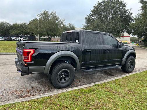 2017 Ford F-150 Raptor